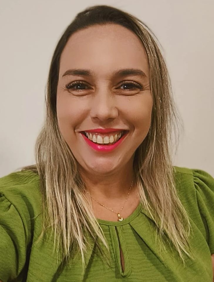 IZOLDA CRISTHYANE  FREIRE DAMASCENO CAPISTRANO