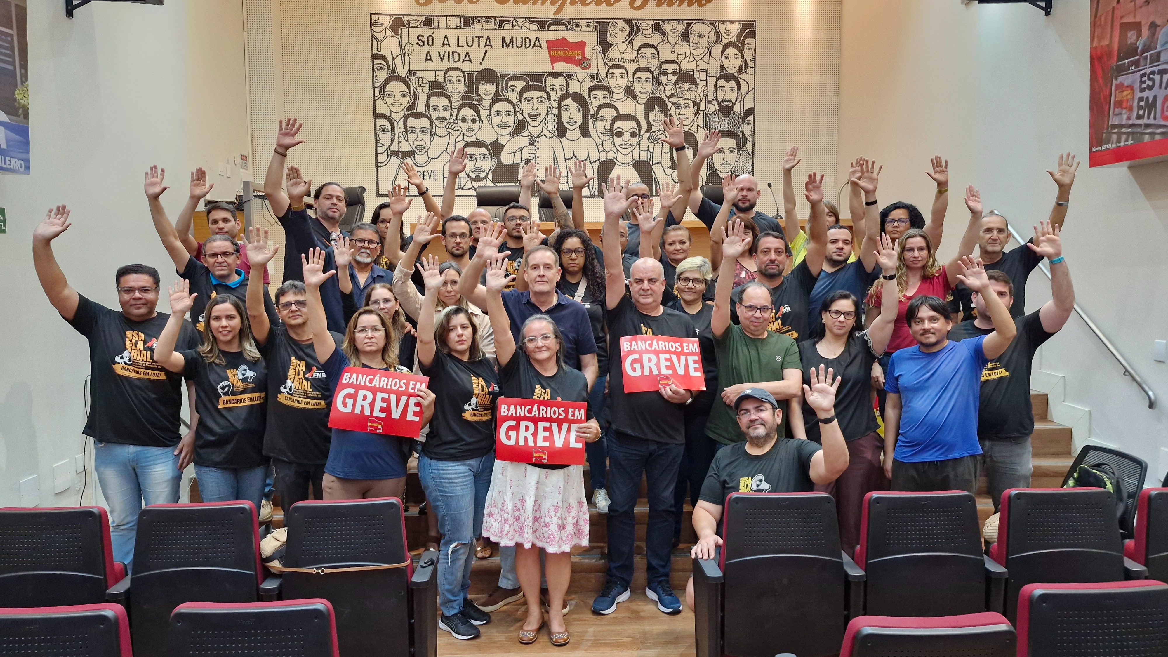 Bancários da Caixa no RN rejeitam proposta e greve ganha força