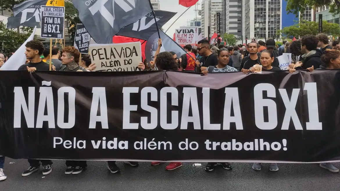 Senado aprova fim da 6x1 e redução da jornada para 40h; extrema direita quer sabotar conquista